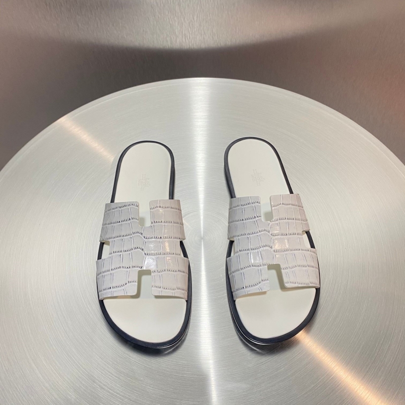 H**mes slippers